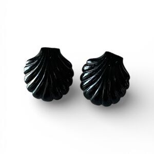 Vintage Black Metal Seashell Shape Earrings